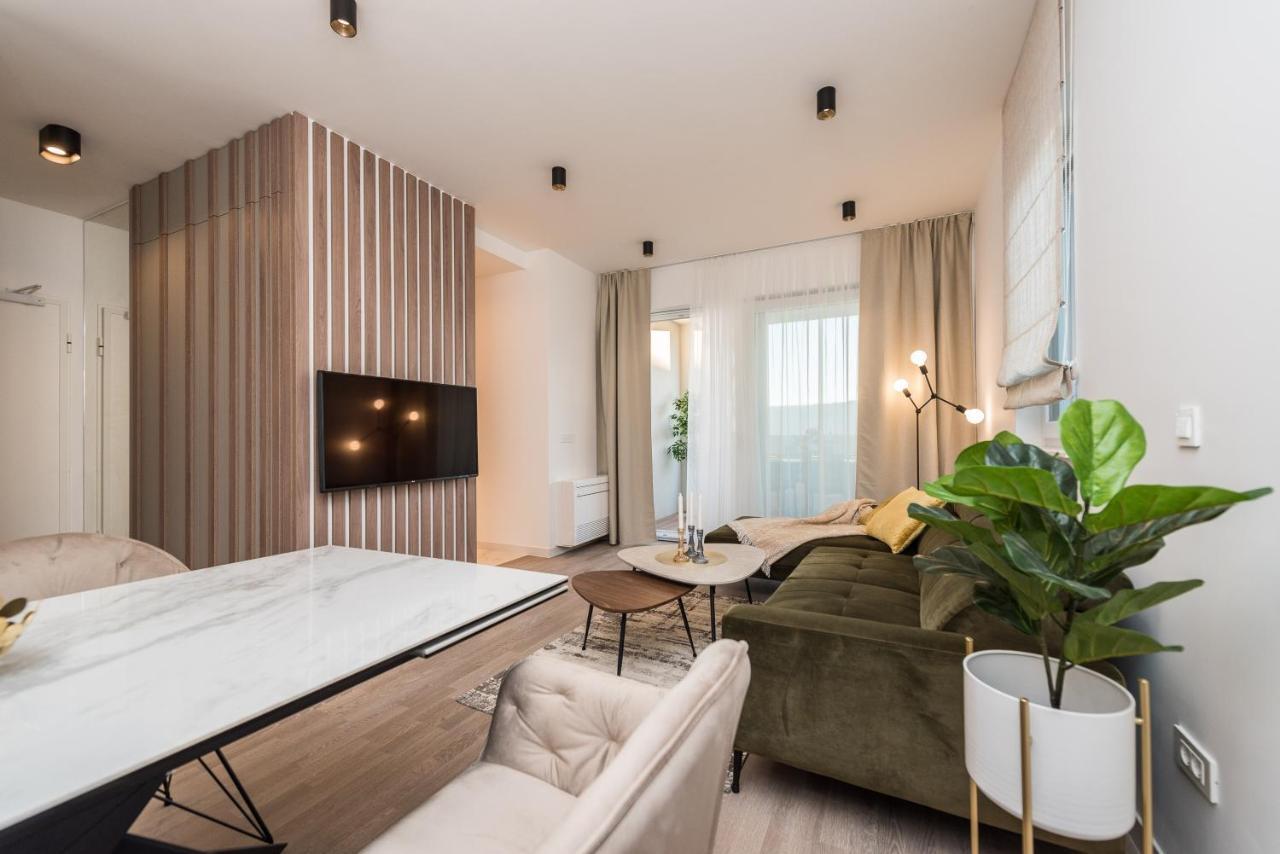 Green Sky Luxury Penthouse Apartment ซาดาร์ ภายนอก รูปภาพ